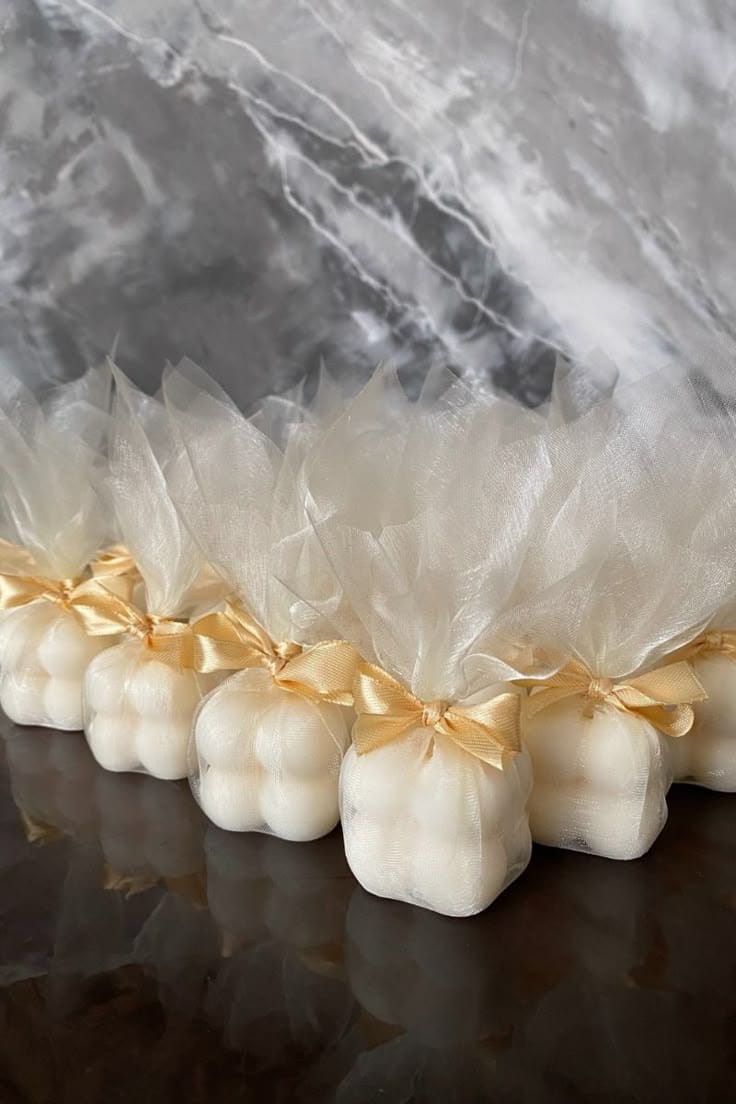 Bubble candle hamper (5 pieces)