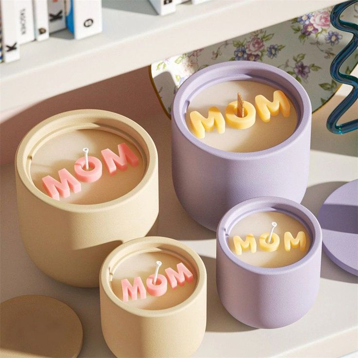 Mama Glow Candle (Single)