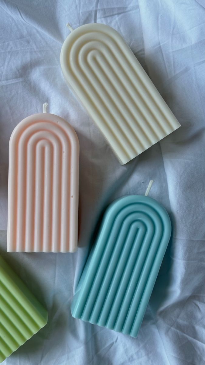 Rainbow candle&nbsp;